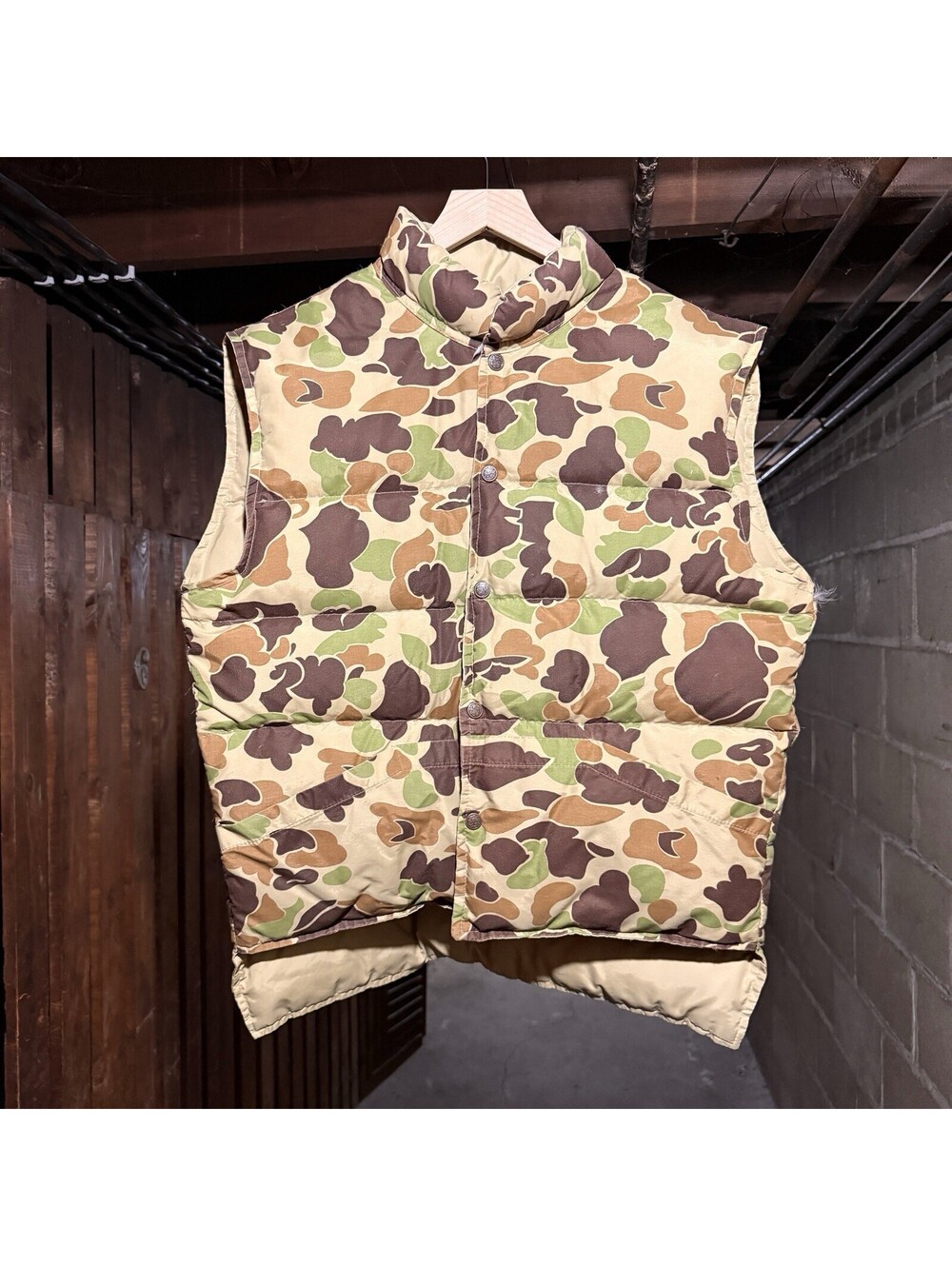 Vintage Stearns Puffer Vest Mens L Brown Green Duck Camo Goose Down Fill Rare